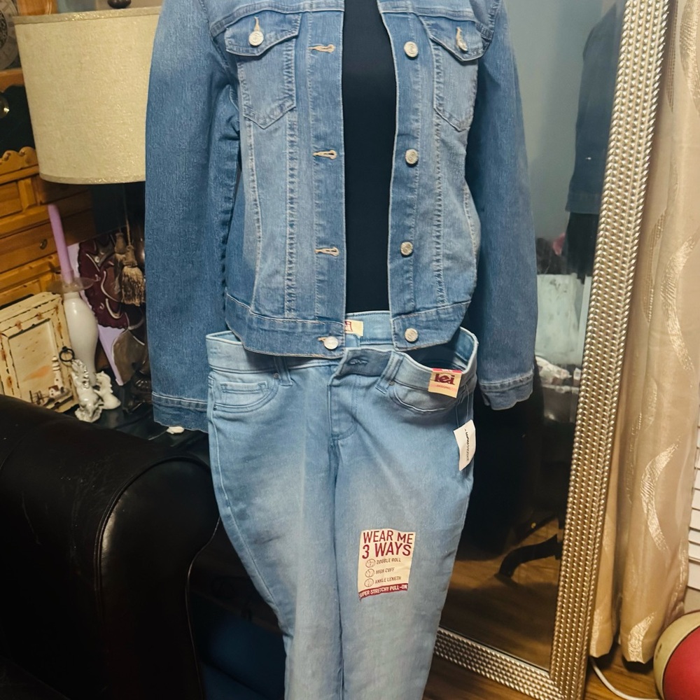 NWT L.E.I. 2-Piece Light Wash Denim Set Jacket L Jeans M